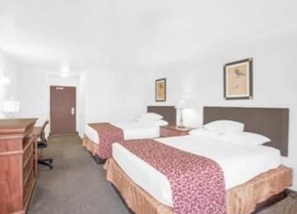 Photo of Bedroom in Barstow