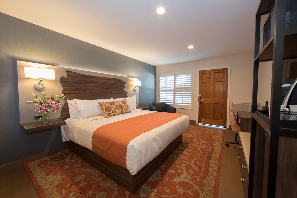 Photo of Bedroom in Downtown