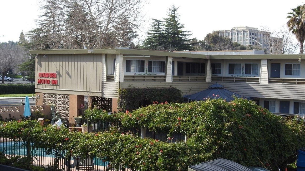 Photo of Buildings in Palo Alto