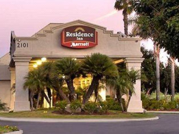Photo of Buildings in Oxnard