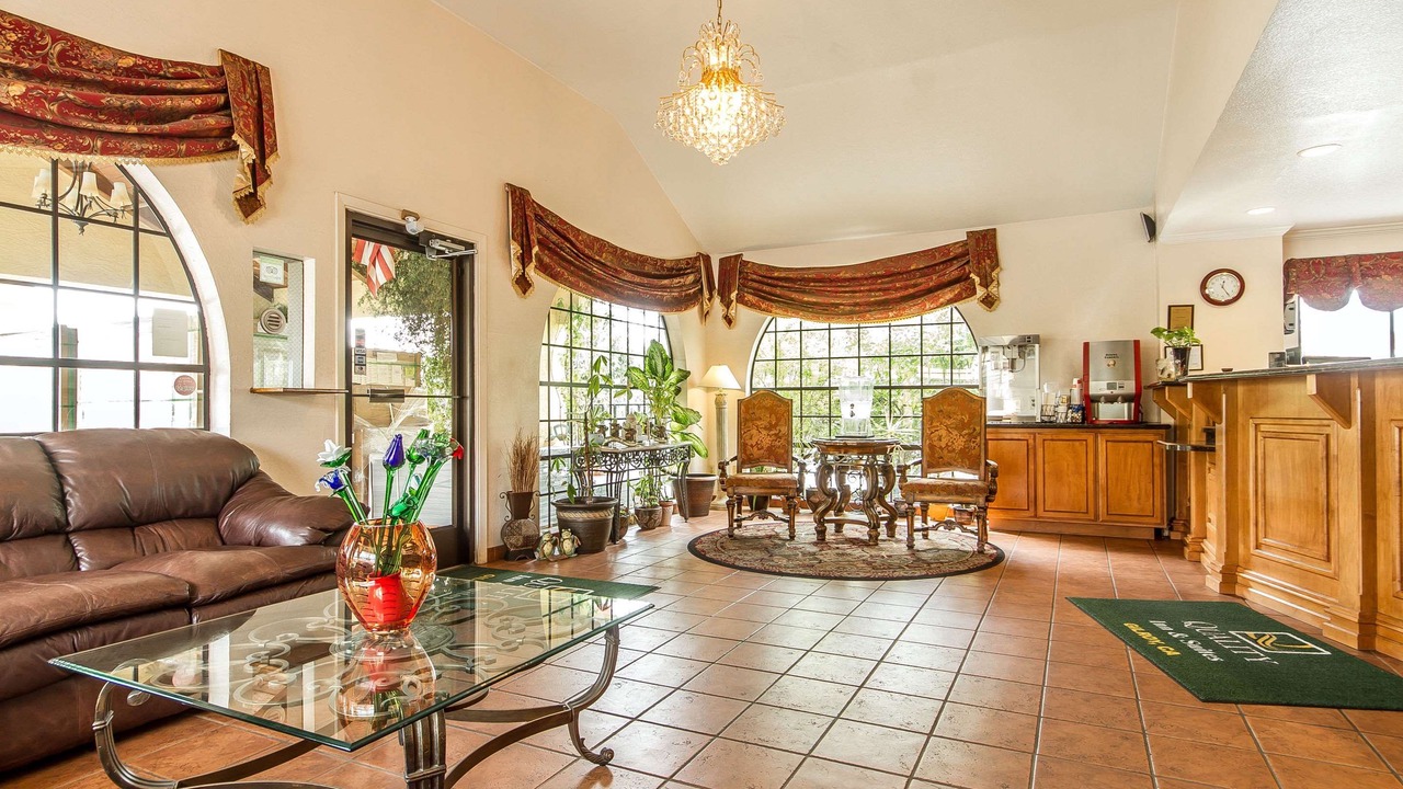 Photo of Livingroom in Gilroy