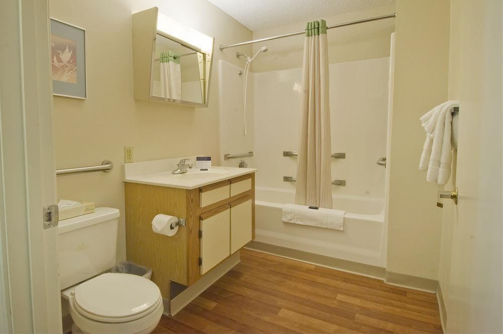 Photo of Bathroom in Tracy