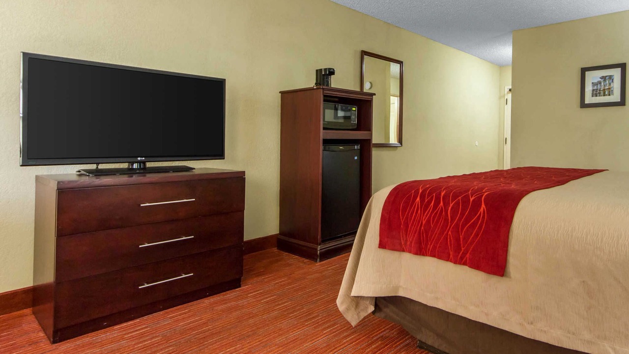 Photo of Bedroom in Newark