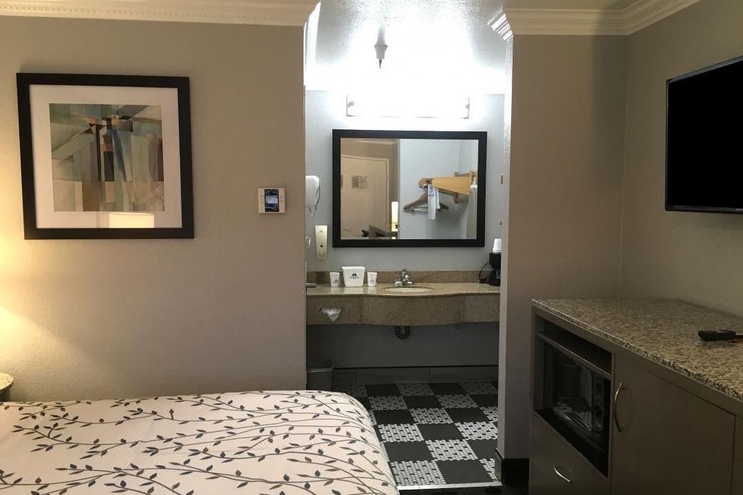 Photo of Bedroom in Milpitas