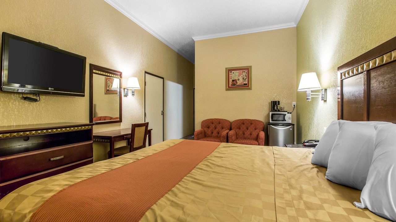 Photo of Bedroom in Fallbrook