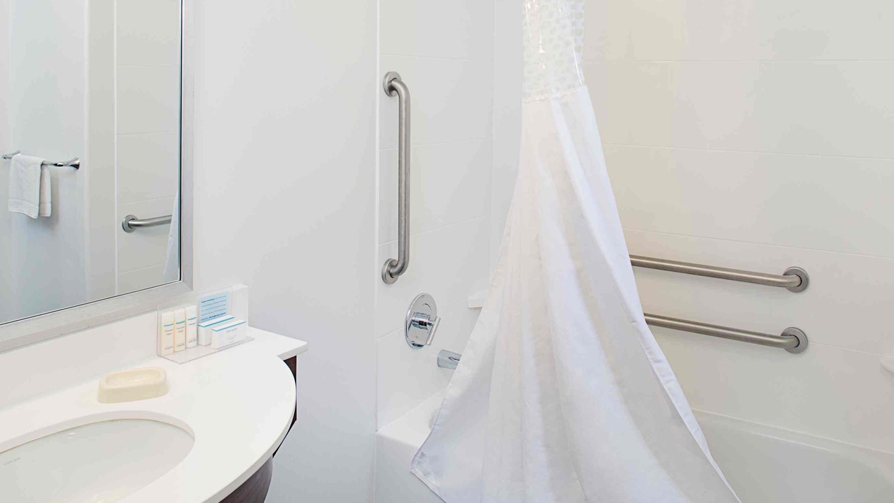 Photo of Bathroom in Palmdale