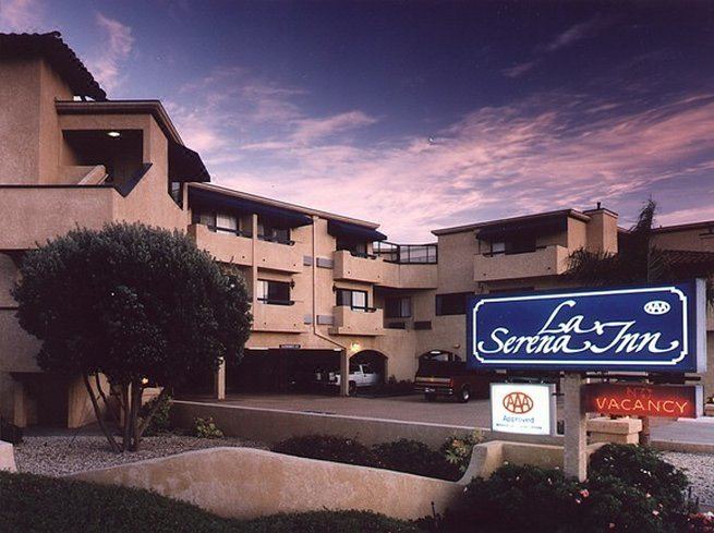 Photo of Buildings in Morro Bay