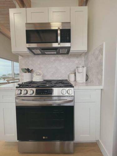 Photo of Kitchen in Summerland