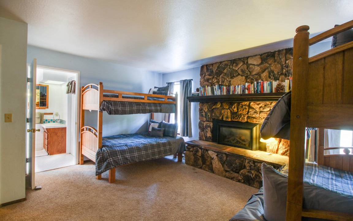 Photo of Bedroom in Al Tahoe