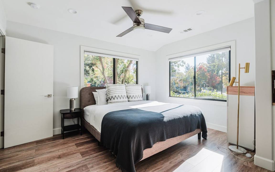 Photo of Bedroom in Crescent Park