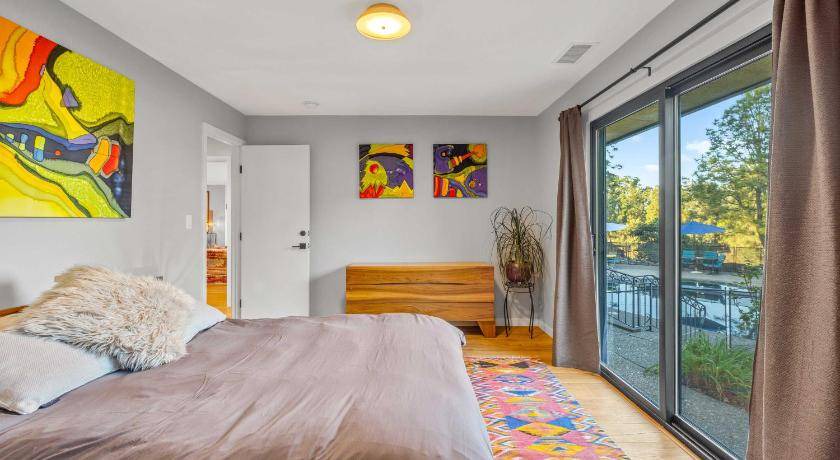 Photo of Bedroom in Cotati