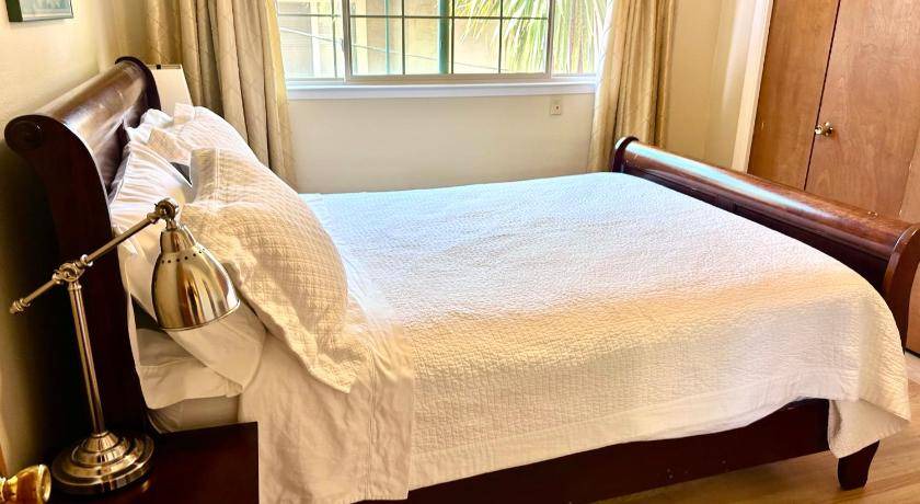 Photo of Bedroom in El Cerrito