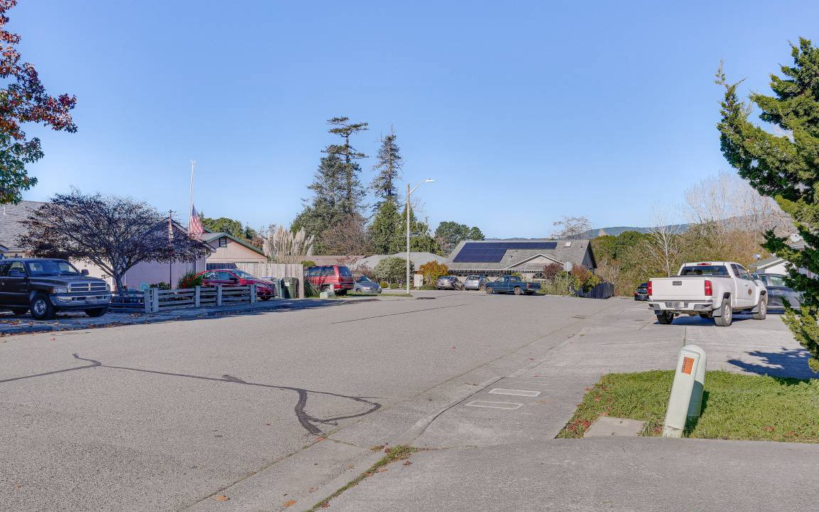 Photo of Others in Rohnerville