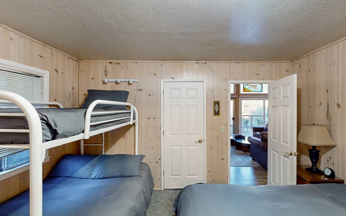 Photo of Bedroom in Guerneville