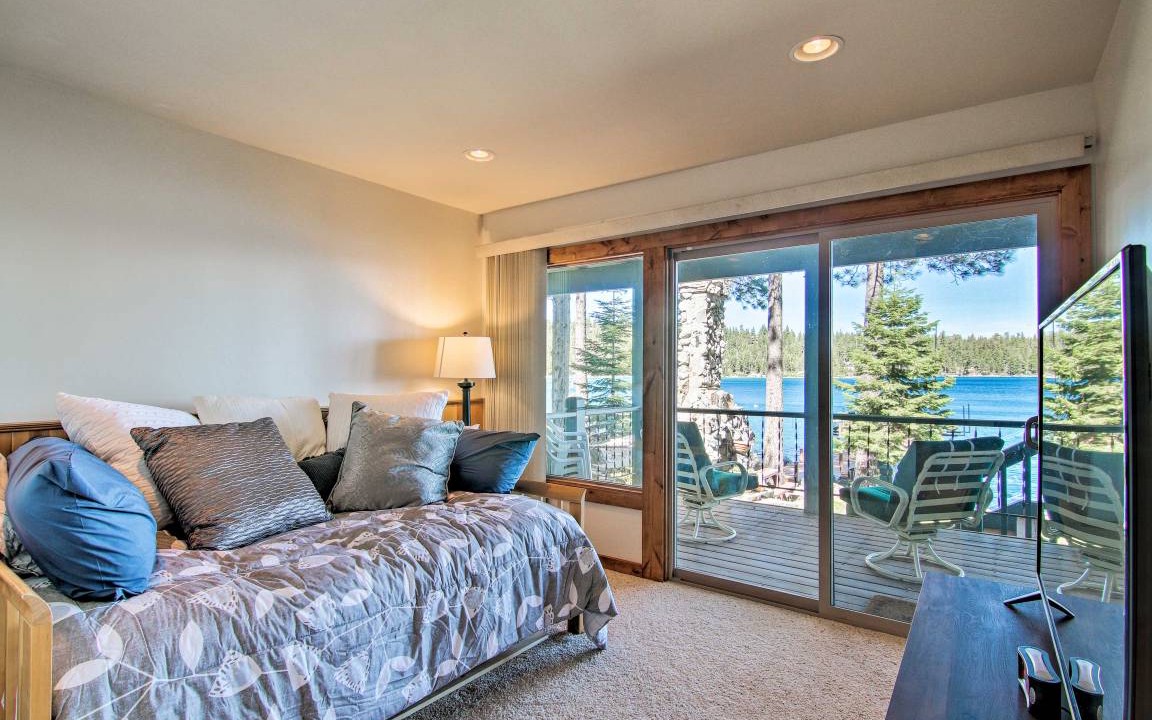 Photo of Bedroom in Meeks Bay