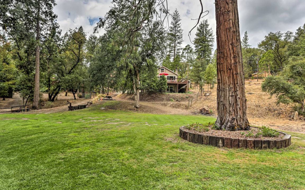 Photo of Others in Oakhurst