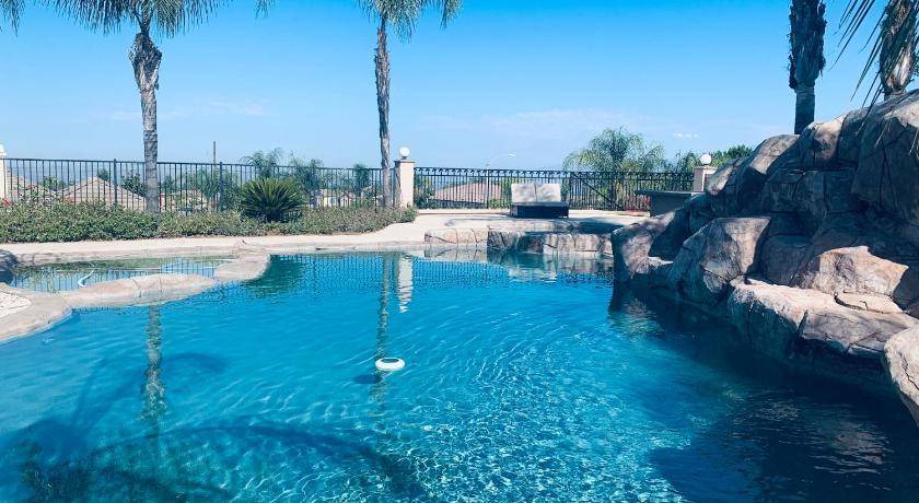 Photo of Others in Alessandro Heights