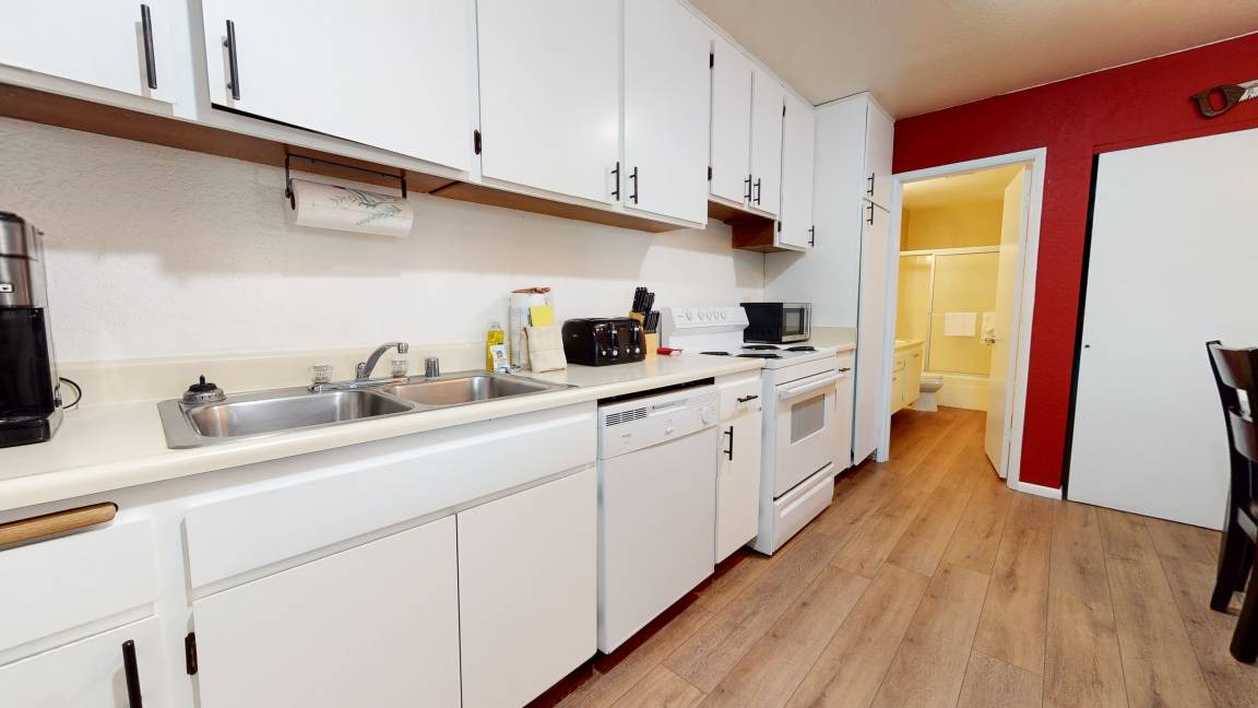 Photo of Kitchen in Mammoth Lakes