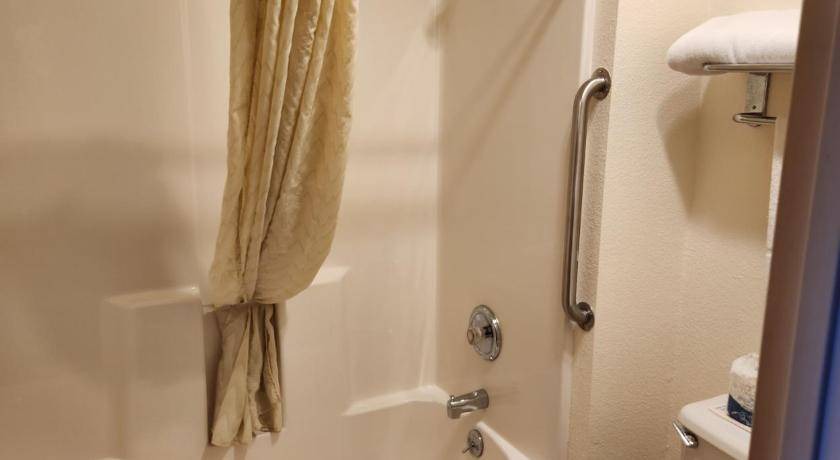 Photo of Bathroom in Crescent City