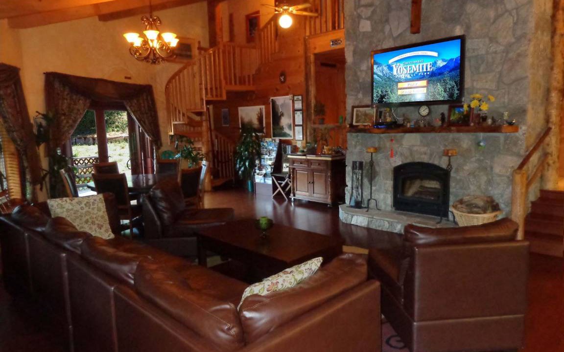 Photo of Livingroom in Oakhurst