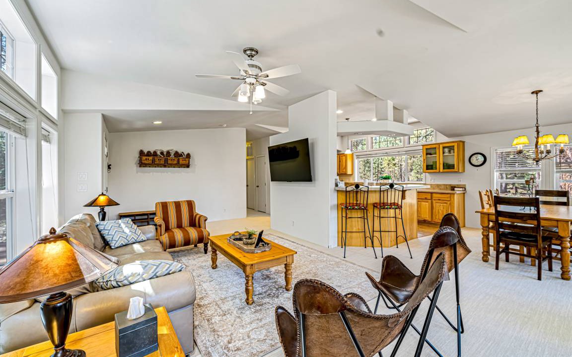 Photo of Livingroom in Sloat