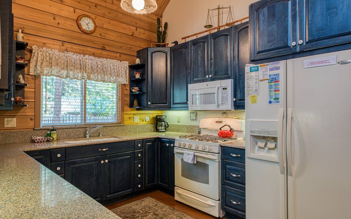Photo of Kitchen in Al Tahoe
