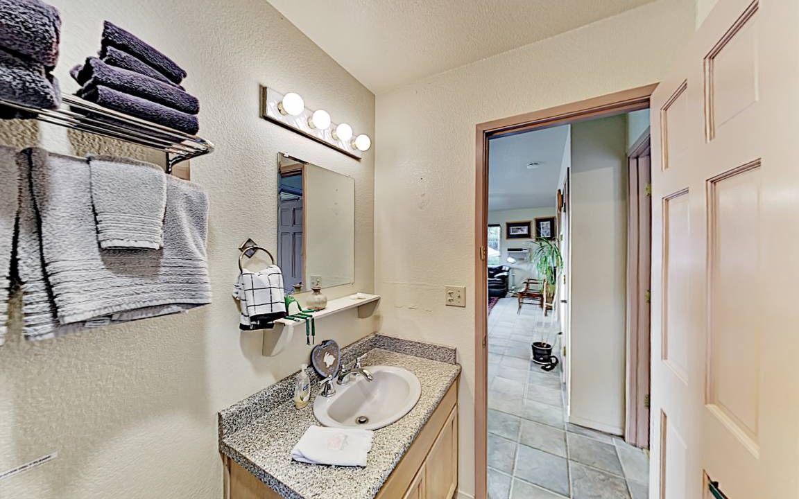 Photo of Bathroom in Freestone
