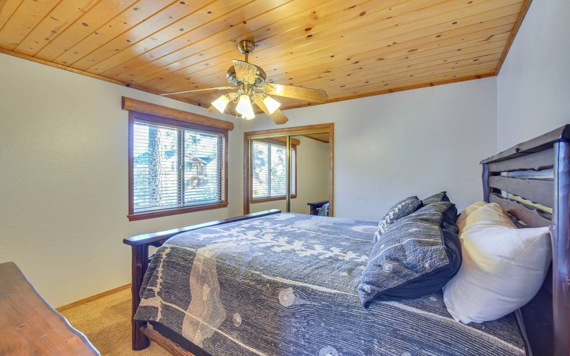 Photo of Bedroom in Castle Glen Estates