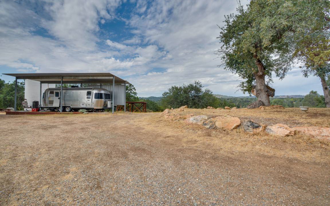 Photo of Others in Mariposa