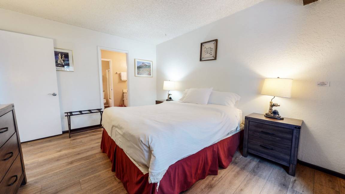 Photo of Bedroom in Mammoth Lakes