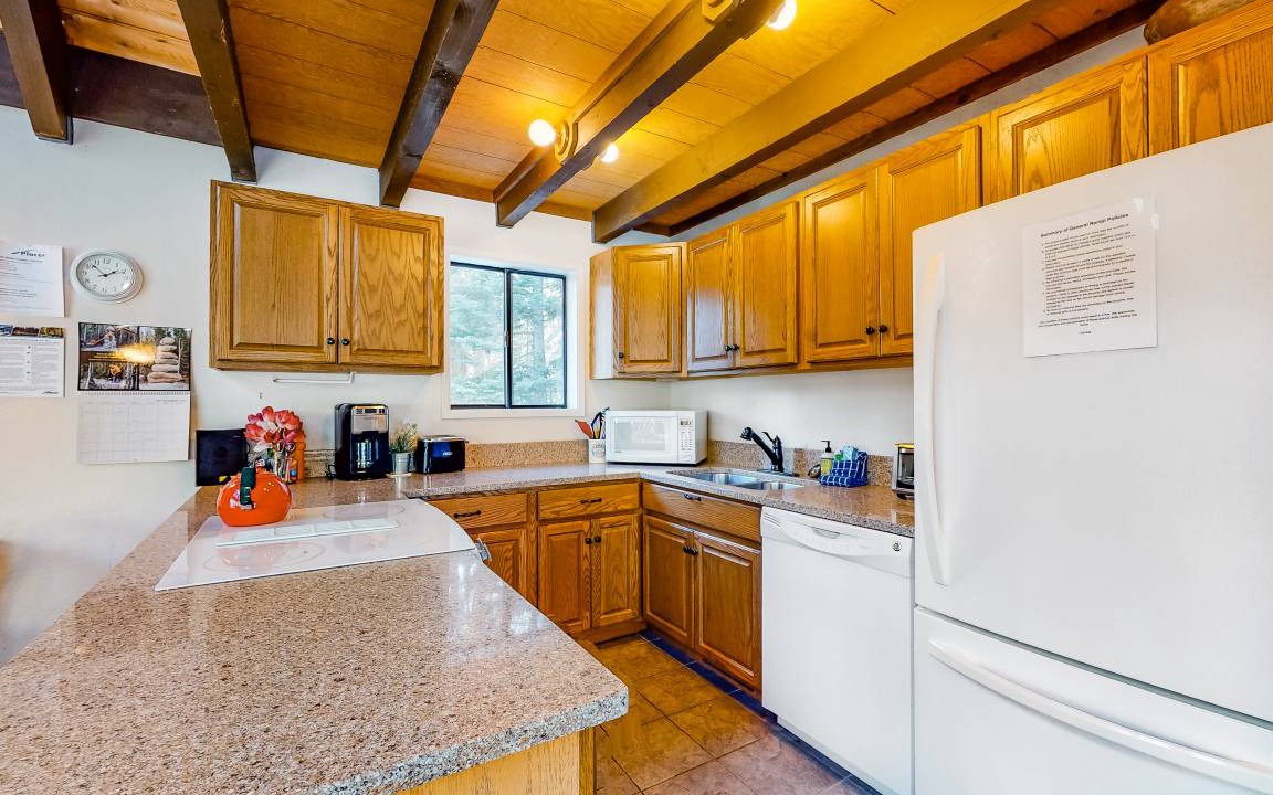 Photo of Kitchen in Serene Lakes