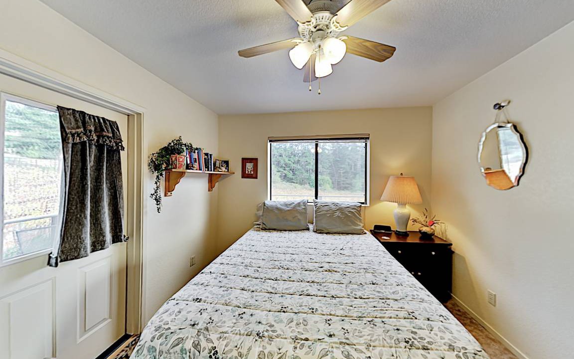 Photo of Bedroom in Freestone