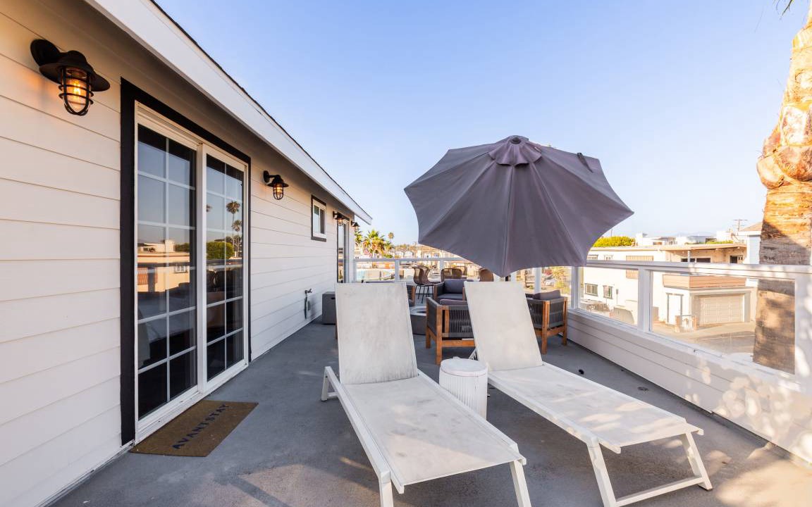 Photo of Patio Balcony in West Newport