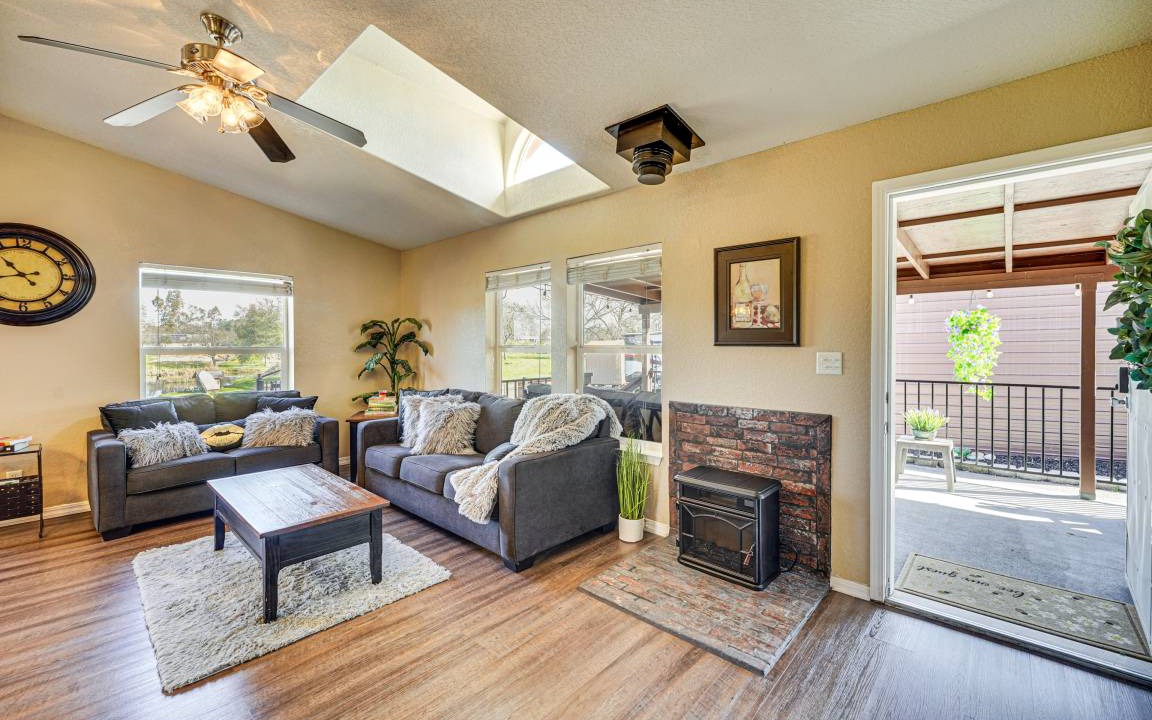 Photo of Livingroom in Lincoln