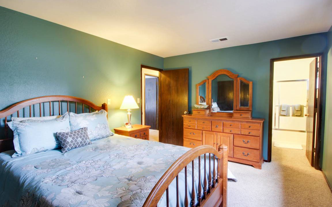 Photo of Bedroom in Al Tahoe