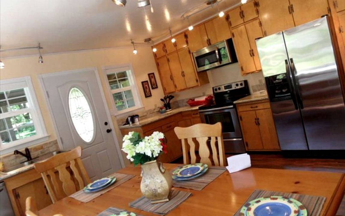 Photo of Kitchen in Shingletown