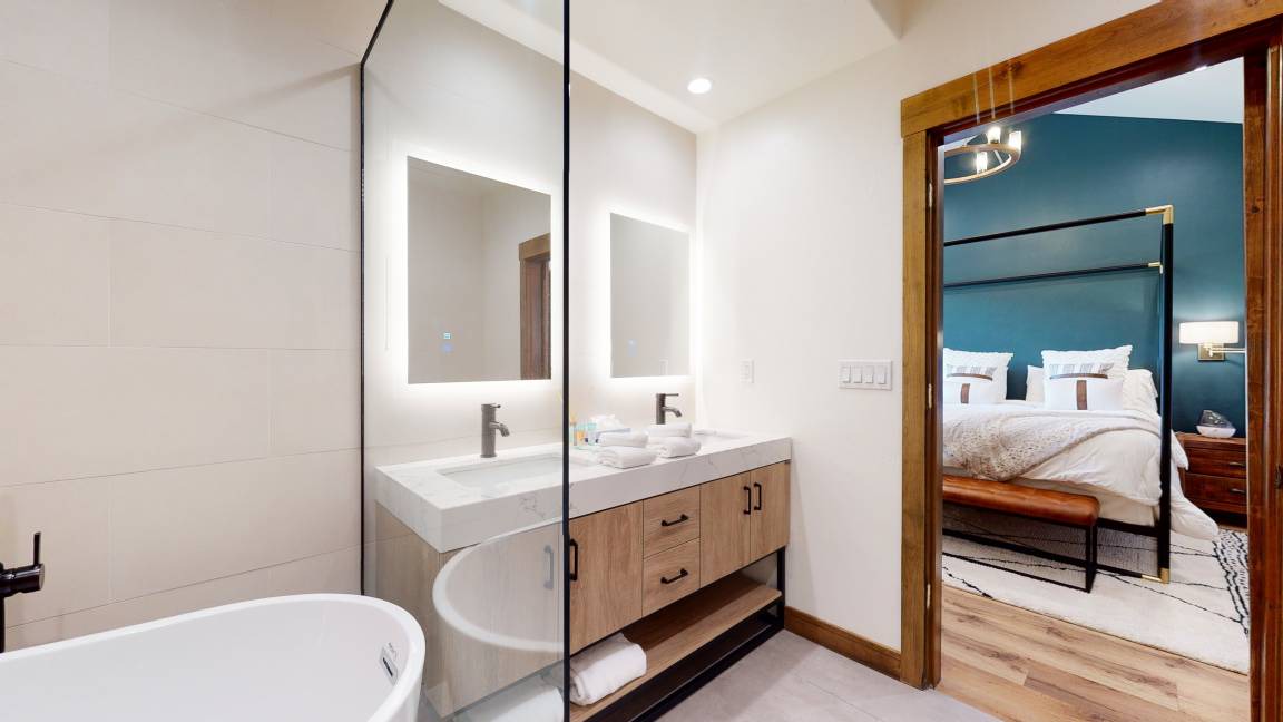 Photo of Bathroom in Woodwinds