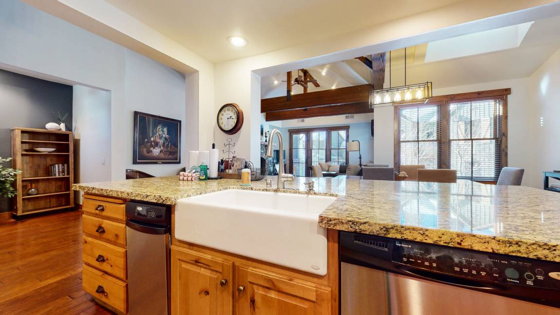 Photo of Kitchen in Mammoth Lakes