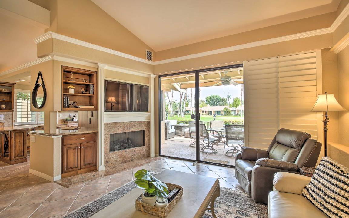 Photo of Livingroom in Palm Desert