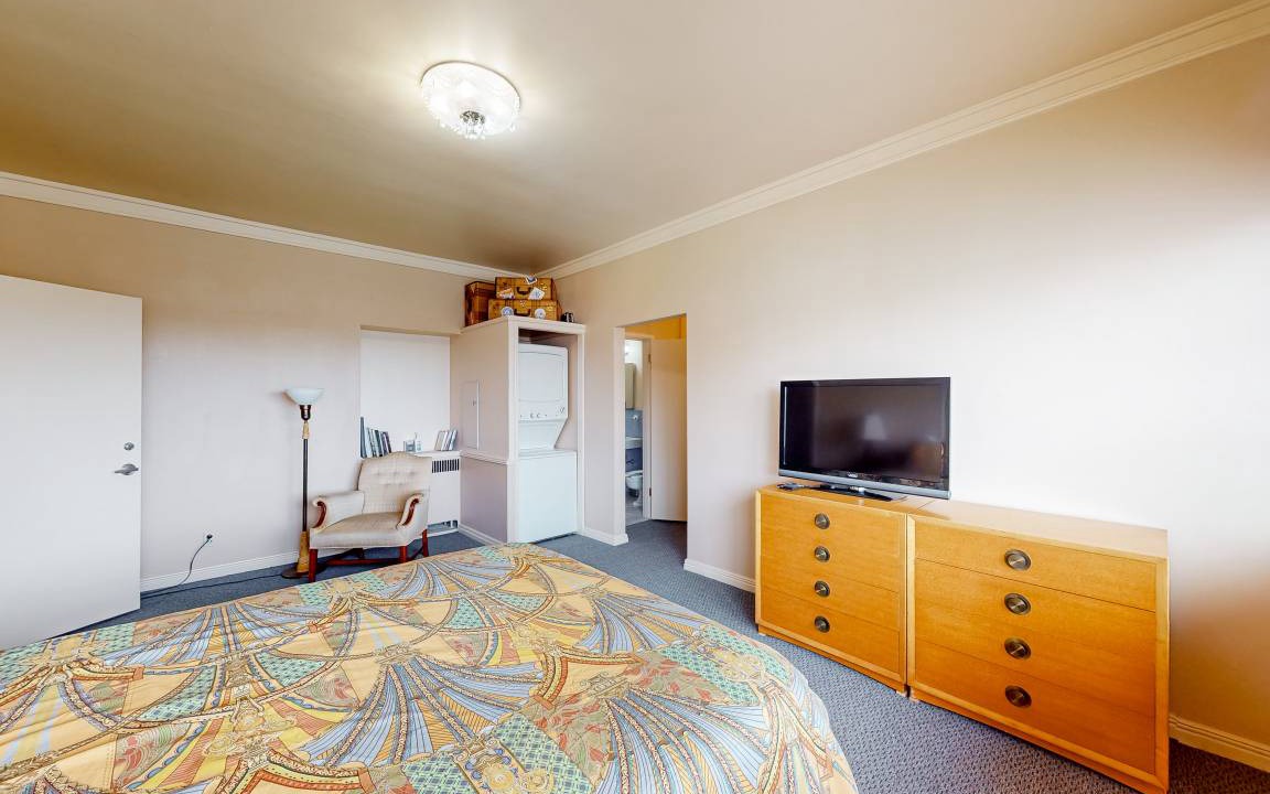Photo of Bedroom in Downtown