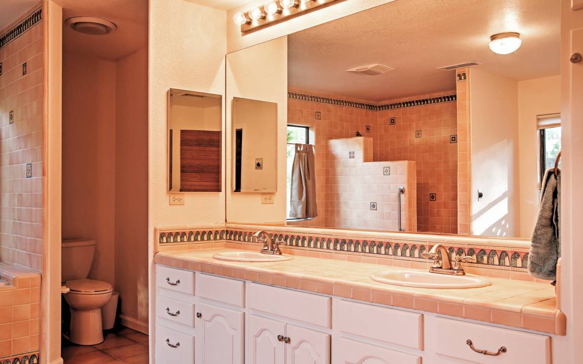 Photo of Bathroom in Borrego Springs