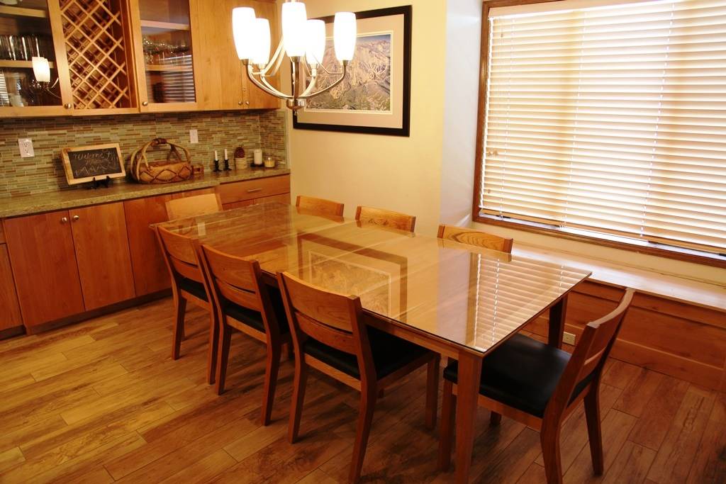 Photo of Kitchen in Mammoth Lakes