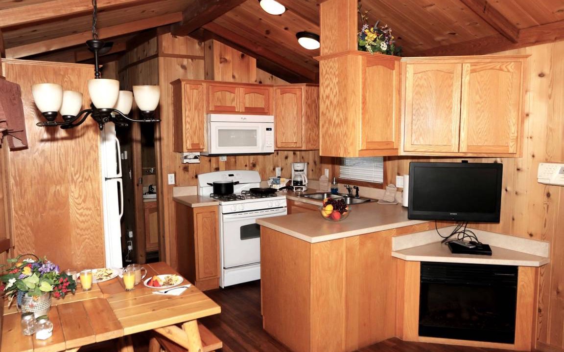Photo of Kitchen in Groveland