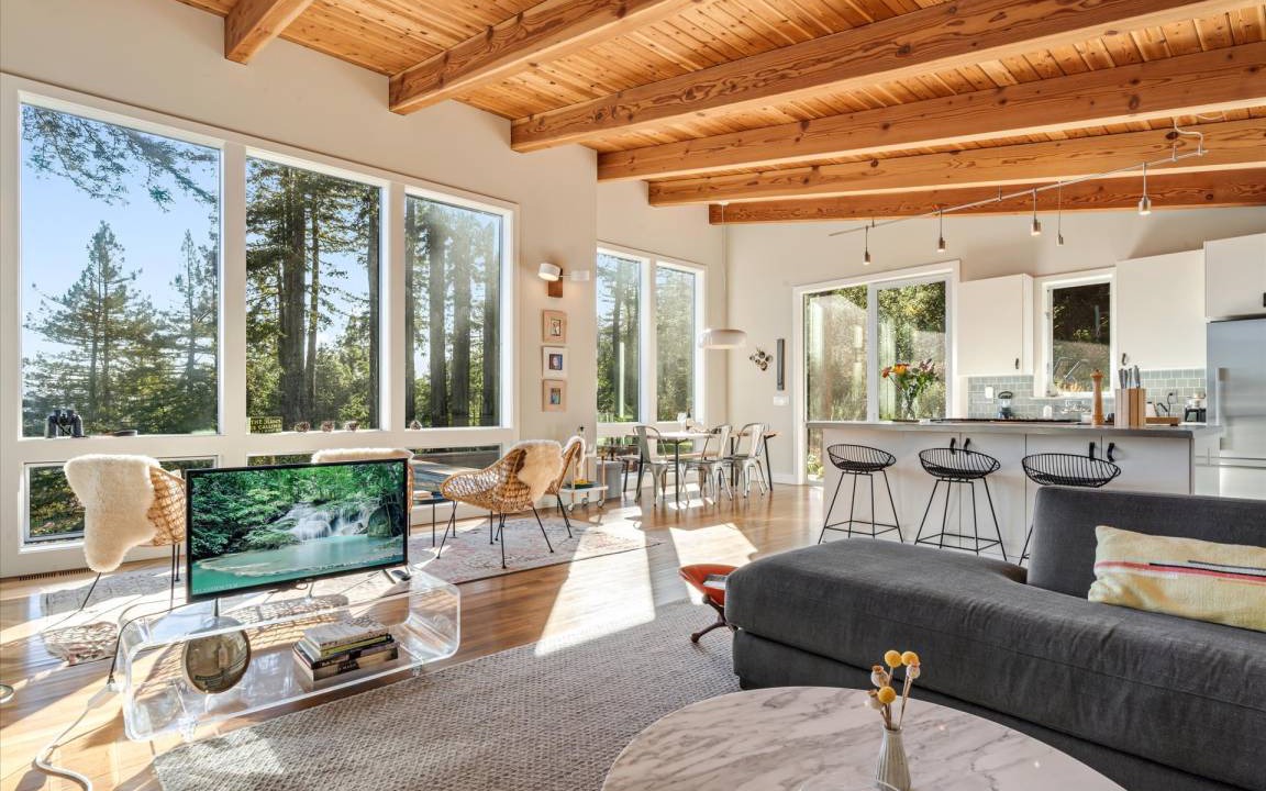 Photo of Livingroom in Cazadero