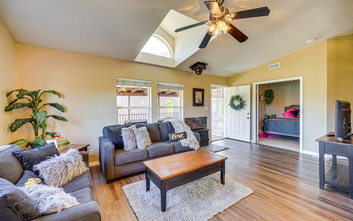 Photo of Livingroom in Lincoln