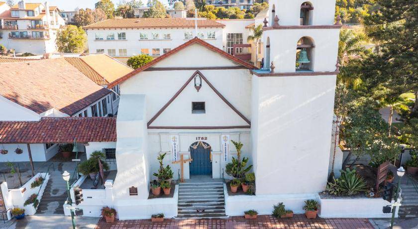 Photo of Buildings in Ventura