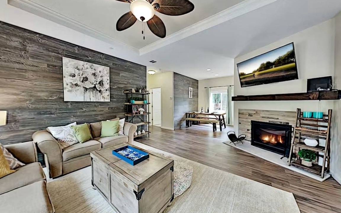Photo of Livingroom in Monte Rio
