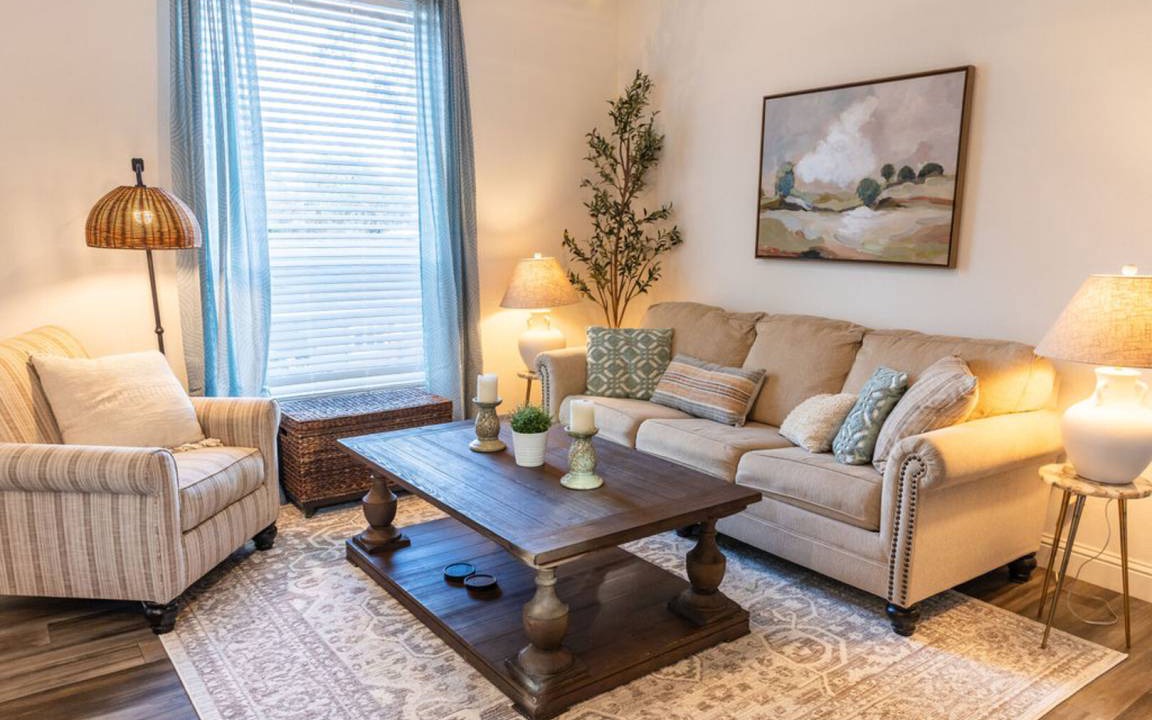 Photo of Livingroom in Lincoln Acres