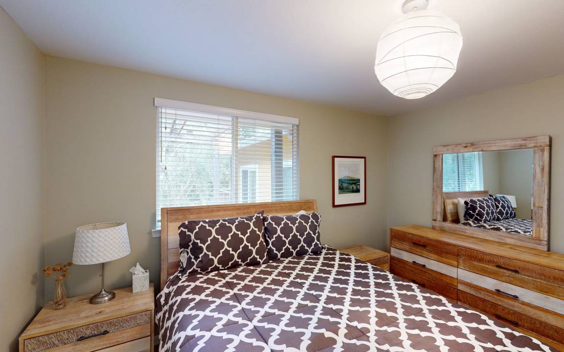 Photo of Bedroom in Glen Ellen