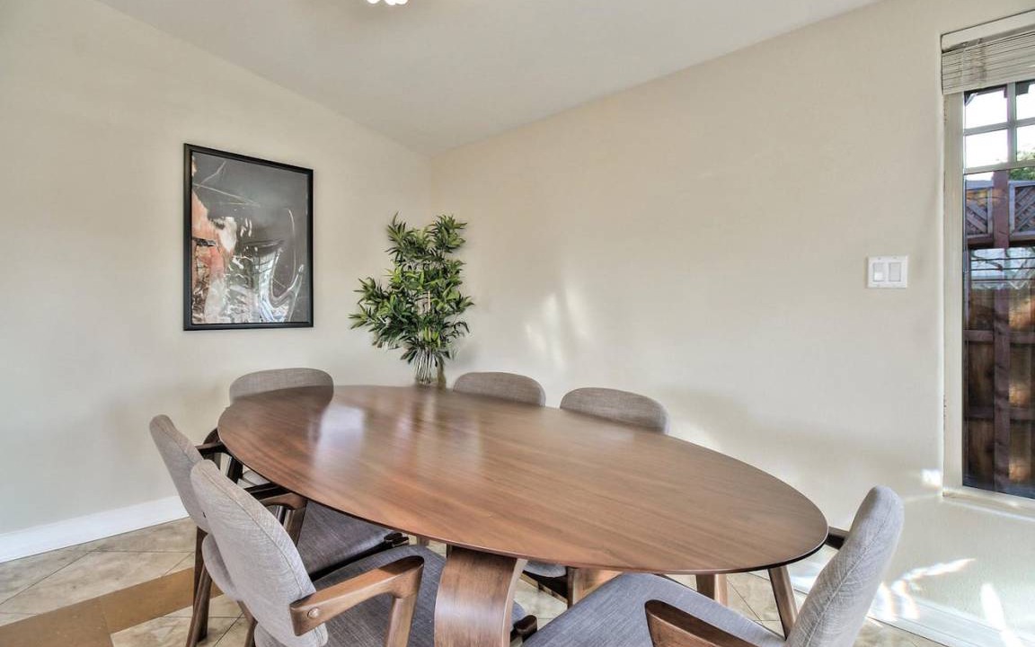 Photo of Livingroom in Sunnyvale